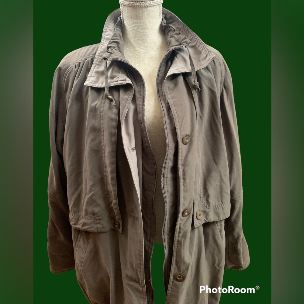 CYCLONE UTEX trench raincoat olive green,used SZ XL utility